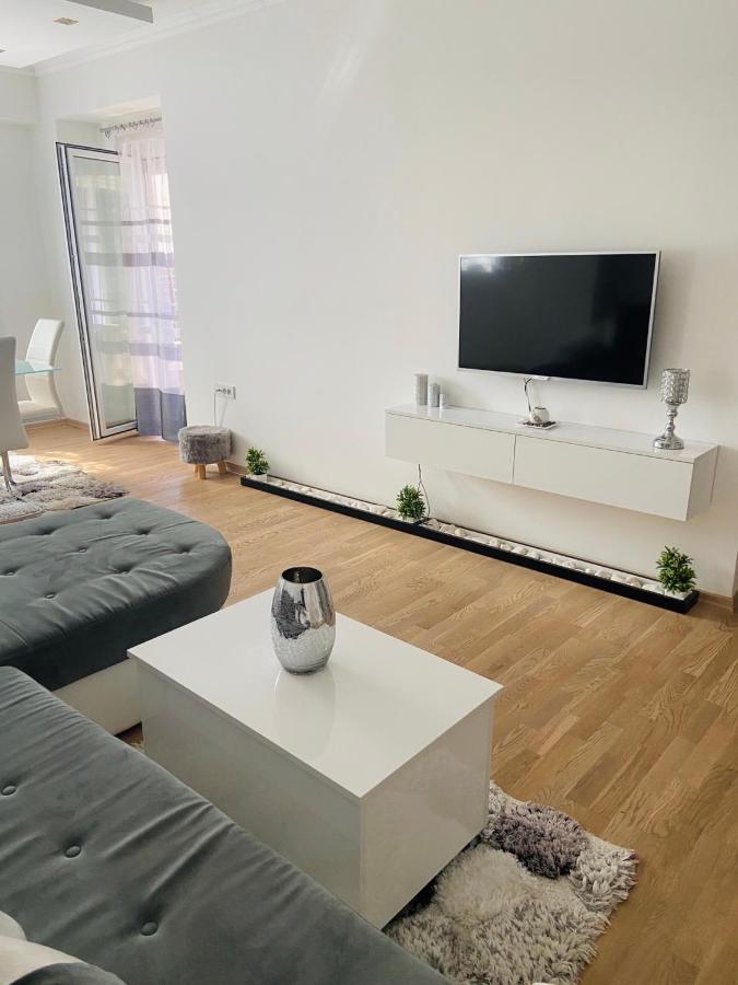 Royal King Apartment Kumanovo Esterno foto