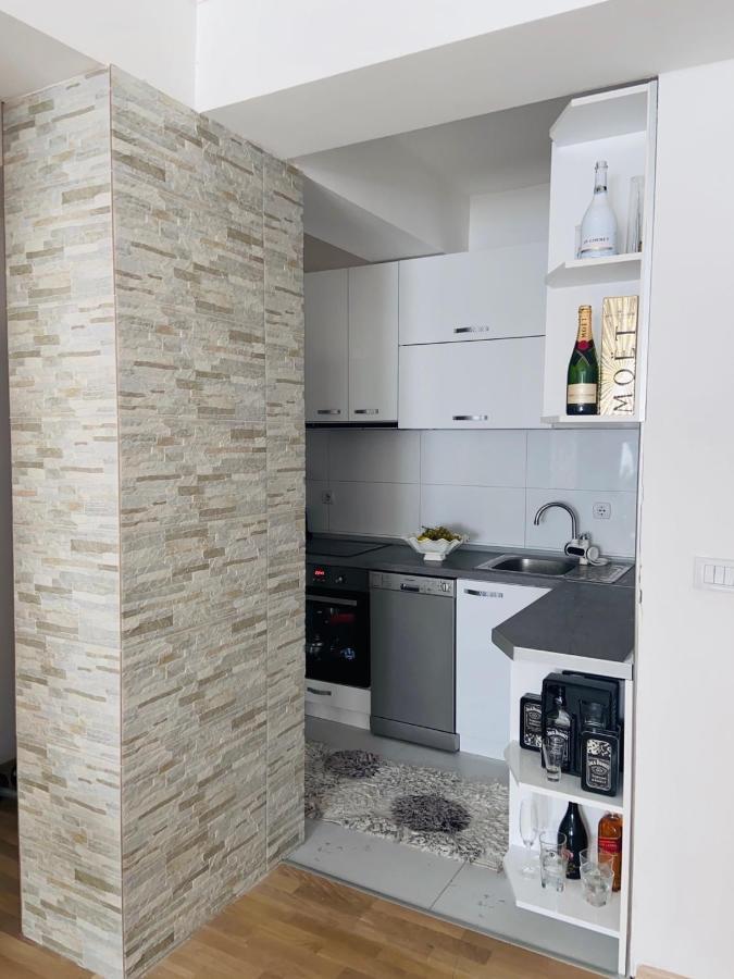 Royal King Apartment Kumanovo Esterno foto